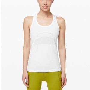 Lululemon swiftly tech racer back tank size 6